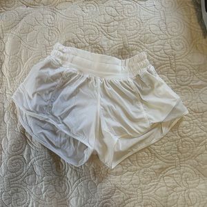 Lululemon hotty hot shorts